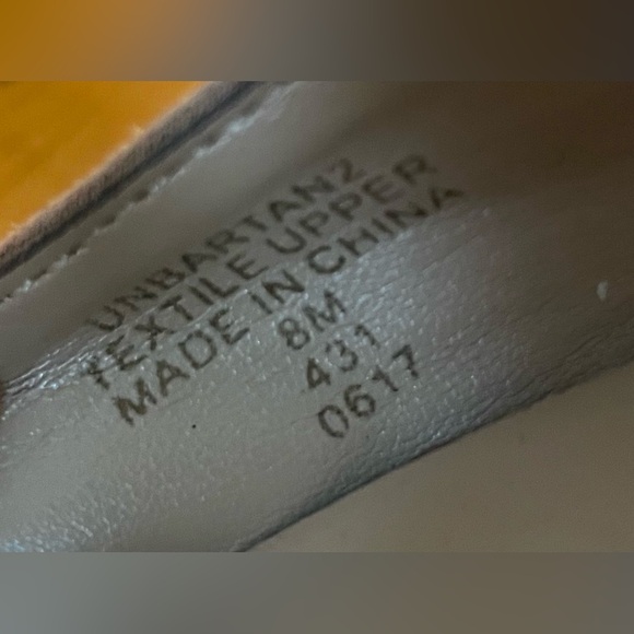 UNISA Woman’s Heel Tan suede round toe platform pump 4 Inches Heel Size : 8M - Picture 10 of 10